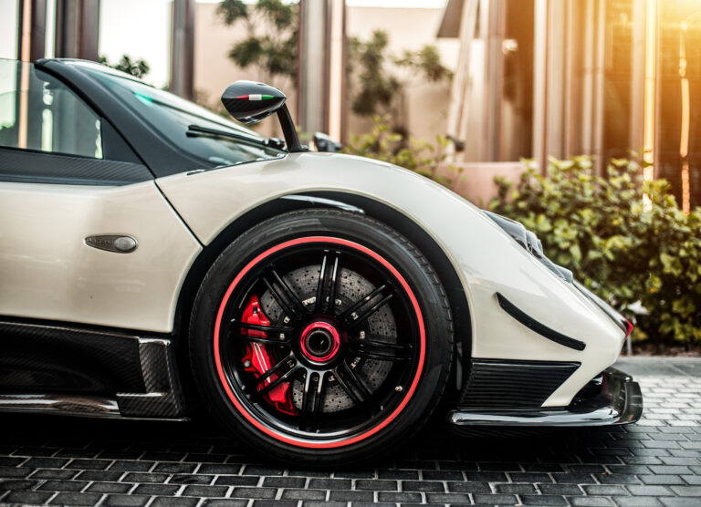 McLaren 765LT